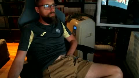Snapshot of stefffg chatting on July 17, 2026, 8:14 pm MeStef online show from July 17, 2026, 8:14 pm