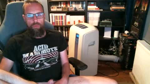Snapshot of stefffg chatting on July 24, 2026, 8:18 pm MeStef online show from July 24, 2026, 8:18 pm