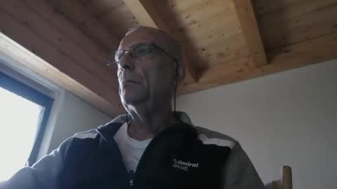 stefi444466 online show from April 24, 2026, 6:38 am