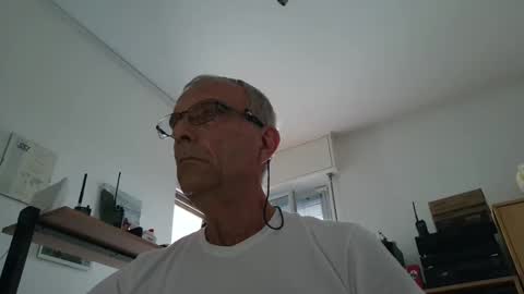 Snapshot of stefi444466 chatting on June 2, 2026, 5:42 am stefi444466 online show from June 2, 2026, 5:42 am
