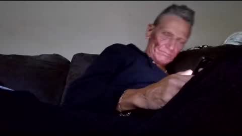 Snapshot of stefy1037 chatting on May 10, 2026, 4:28 am stefy1037 online show from May 10, 2026, 4:28 am