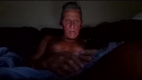Snapshot of stefy1037 chatting on June 5, 2026, 4:30 am stefy1037 online show from June 5, 2026, 4:30 am