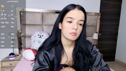 Snapshot of stefy810675 chatting on June 17, 2026, 10:43 pm Stefany online show from June 17, 2026, 10:43 pm