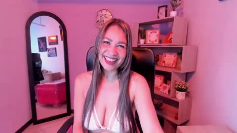 Snapshot of stefy_zea chatting on November 18, 2025, 6:45 pm stefy_zea online show from November 18, 2025, 6:45 pm