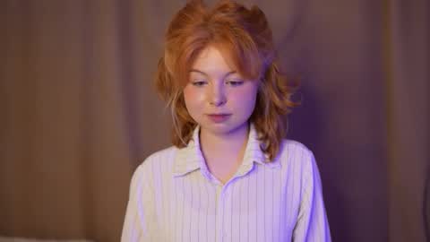 Stella online show from September 16, 2025, 1:50 am