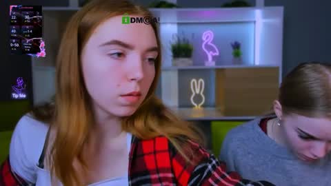 stella_flower online show from April 1, 2026, 5:19 am