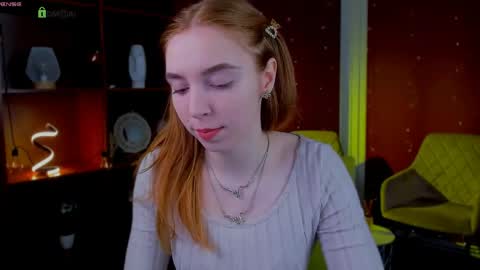 stella_flower online show from April 21, 2026, 5:03 am