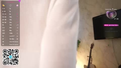 Stella online show from October 17, 2025, 8:50 am