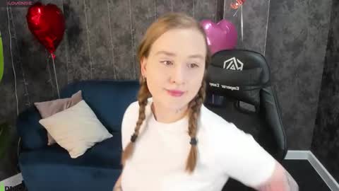 Stella online show from February 12, 2026, 9:26 am