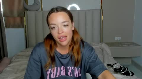 stella online show from April 19, 2026, 12:33 am