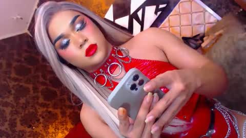 CALL ME STELLA online show from December 5, 2024, 12:33 pm