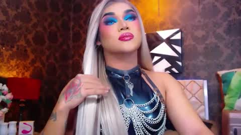 CALL ME STELLA online show from December 11, 2024, 12:34 pm