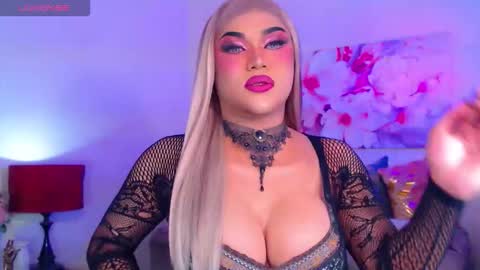 CALL ME STELLA online show from October 20, 2025, 12:44 am