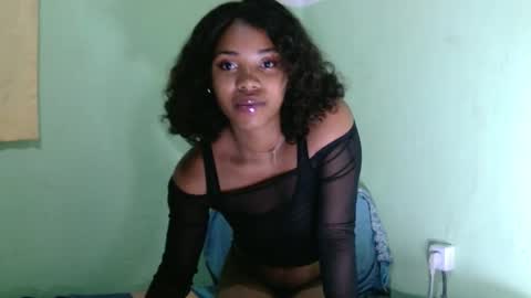 stellah2555 online show from April 10, 2026, 4:01 pm