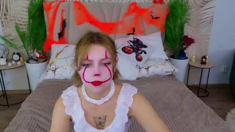 Stella 3 online show from October 31, 2025, 5:52 am