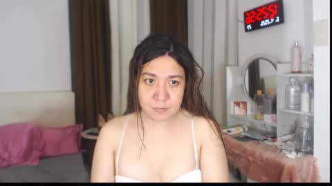 Stella online show from April 5, 2026, 4:26 pm