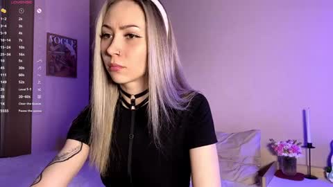 Alexia online show from April 9, 2026, 4:12 am