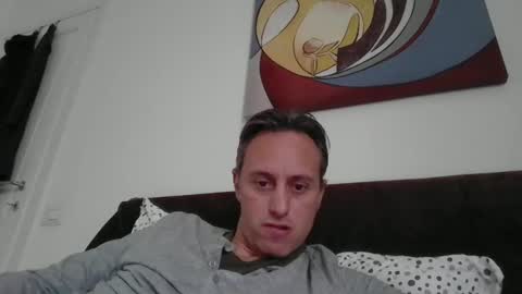 sten015 online show from February 11, 2025, 2:02 pm