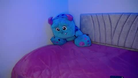 Emma online show from February 6, 2025, 12:11 am