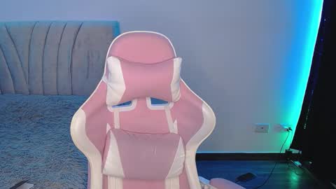 Emma online show from March 2, 2025, 8:27 am