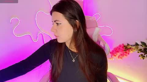 Emma online show from February 6, 2026, 11:19 pm