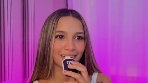 Stefff  online show from June 3, 2026, 9:53 pm