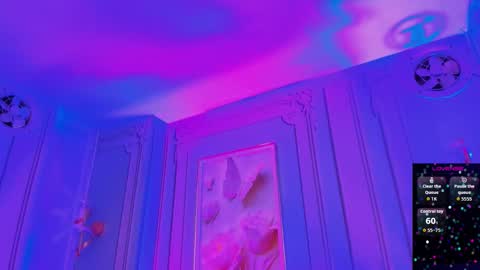         online show from November 2, 2025, 2:14 am