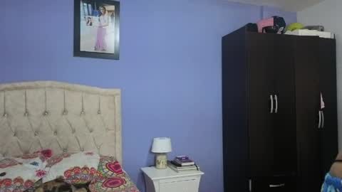 Snapshot of stephania_t chatting on May 14, 2026, 3:19 pm Stephania online show from May 14, 2026, 3:19 pm