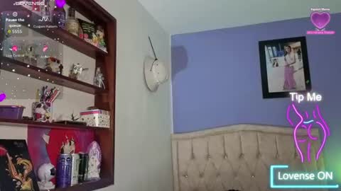 Snapshot of stephania_t chatting on June 10, 2026, 6:18 pm Stephania online show from June 10, 2026, 6:18 pm