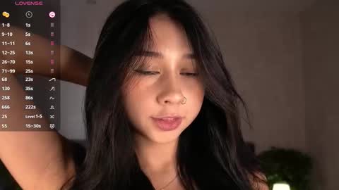 Sonya online show from October 3, 2025, 5:48 am