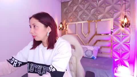 Stephaniesun  online show from June 2, 2026, 12:18 pm