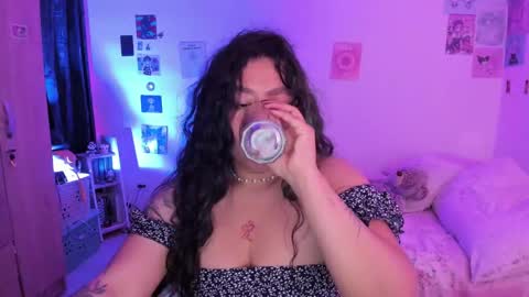 Stephanie  online show from December 20, 2024, 12:08 am