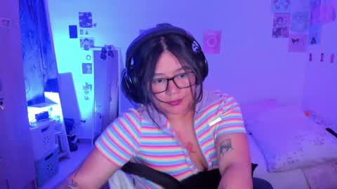 Stephanie  online show from January 25, 2025, 7:06 am