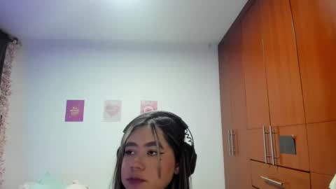 Stephanie  online show from October 20, 2025, 4:02 am