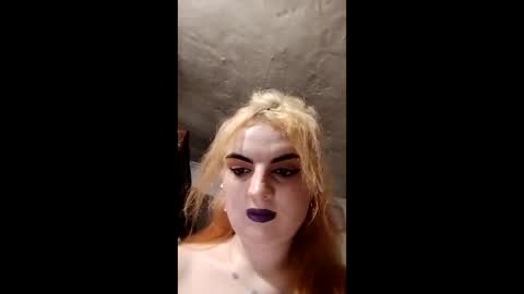 Stephany online show from March 30, 2026, 8:54 pm