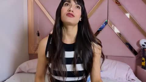 stephany_grand online show from November 1, 2025, 5:48 pm