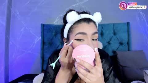 Stefanny online show from April 21, 2026, 1:42 am