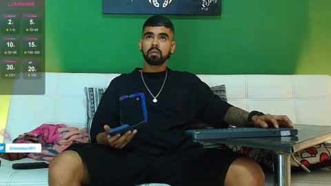    ................     online show from October 3, 2025, 12:07 am