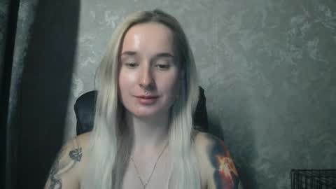 Snapshot of stephiepink chatting on February 8, 2026, 12:08 pm Grace online show from February 8, 2026, 12:08 pm