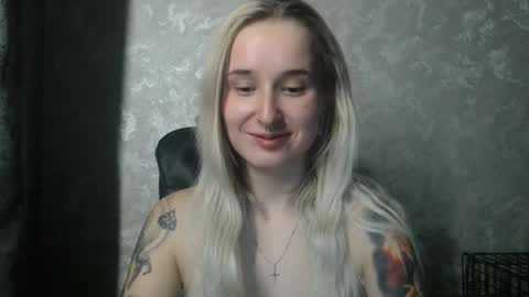 Snapshot of stephiepink chatting on February 18, 2026, 5:31 pm Grace online show from February 18, 2026, 5:31 pm