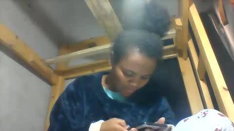 Snapshot of sterina0102 chatting on June 11, 2026, 9:18 am sterina0102 online show from June 11, 2026, 9:18 am