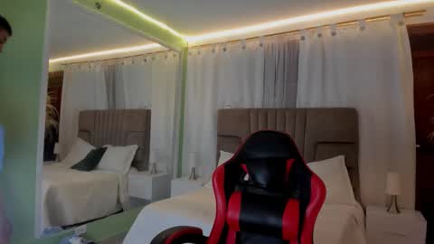 Steve Pervert online show from November 21, 2025, 2:54 am