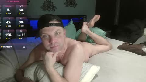 Snapshot of steveandhisdick chatting on February 14, 2025, 4:15 am Im Yours online show from February 14, 2025, 4:15 am