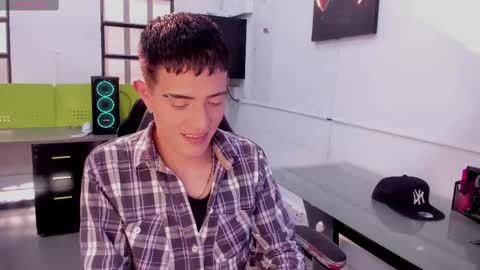 Stevenn online show from February 23, 2025, 9:05 pm