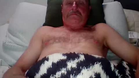 steven626708 online show from April 6, 2026, 5:52 am