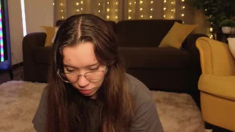 Candy online show from November 9, 2025, 6:06 pm