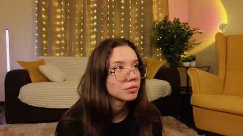 Candy online show from November 24, 2025, 6:07 pm