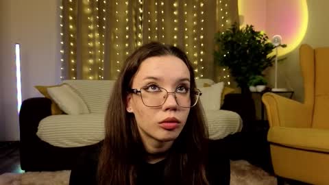 Candy online show from November 26, 2025, 6:09 pm