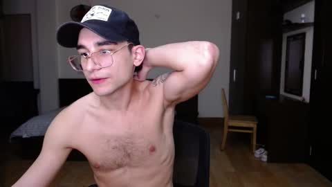 Alex   online show from February 27, 2025, 8:42 pm