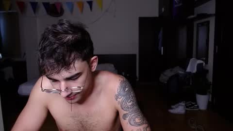 Alex   online show from September 25, 2025, 10:08 am